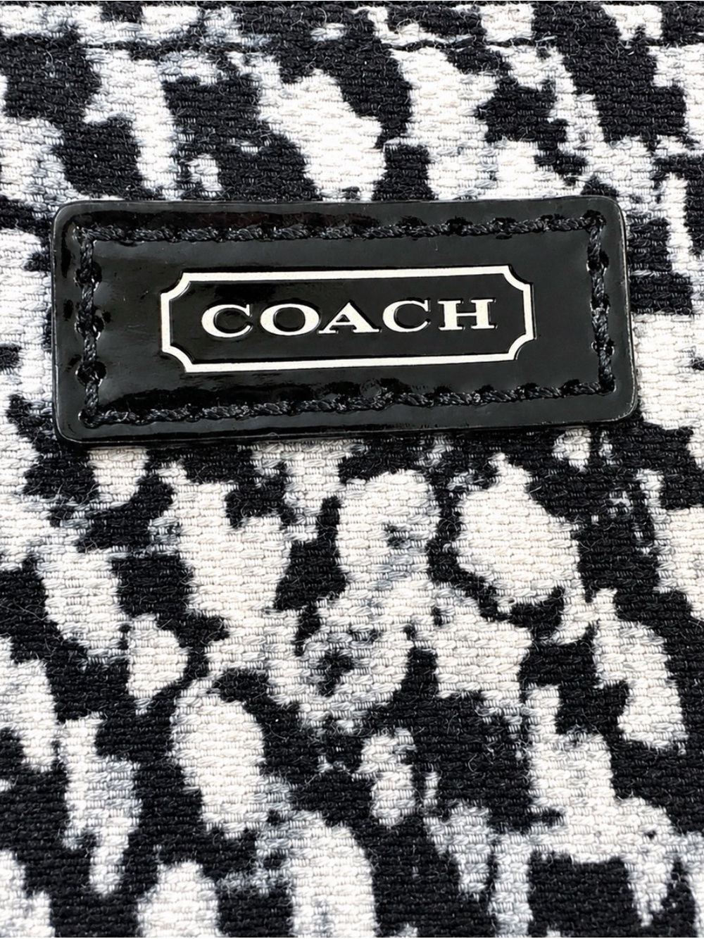 Coach Donegal Black White Wristlet Wallet - Picture 5 of 5